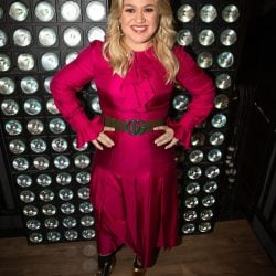 Kelly Clarkson | Celeb Masta 8