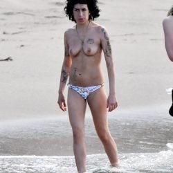 Amy Winehouse | Celeb Masta 4